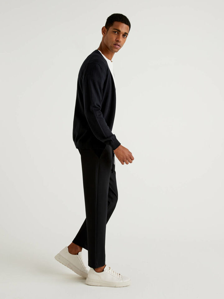 Trousers with drawstring Men image number 3